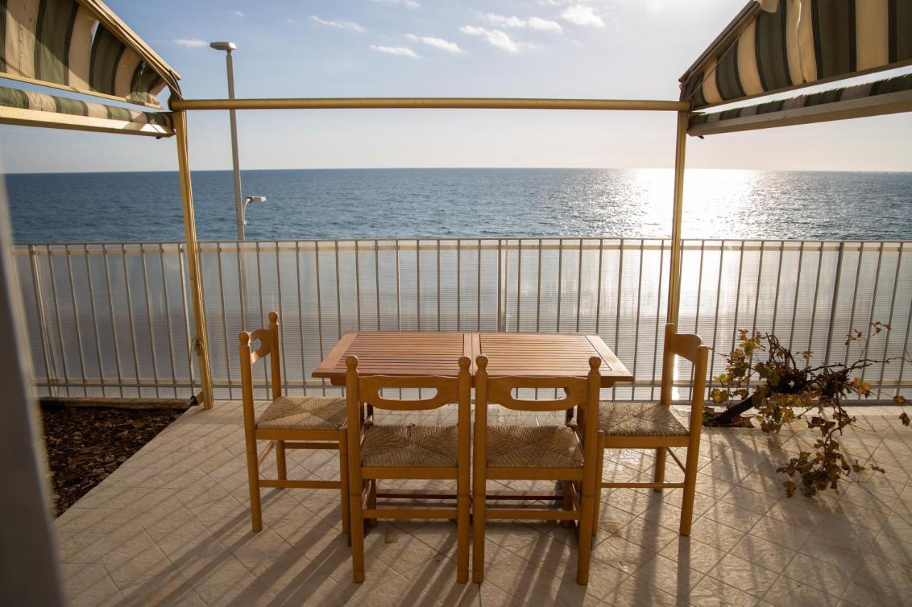 Perfect Wave A 10 M Dal Mare Apartment Sanremo Exterior photo